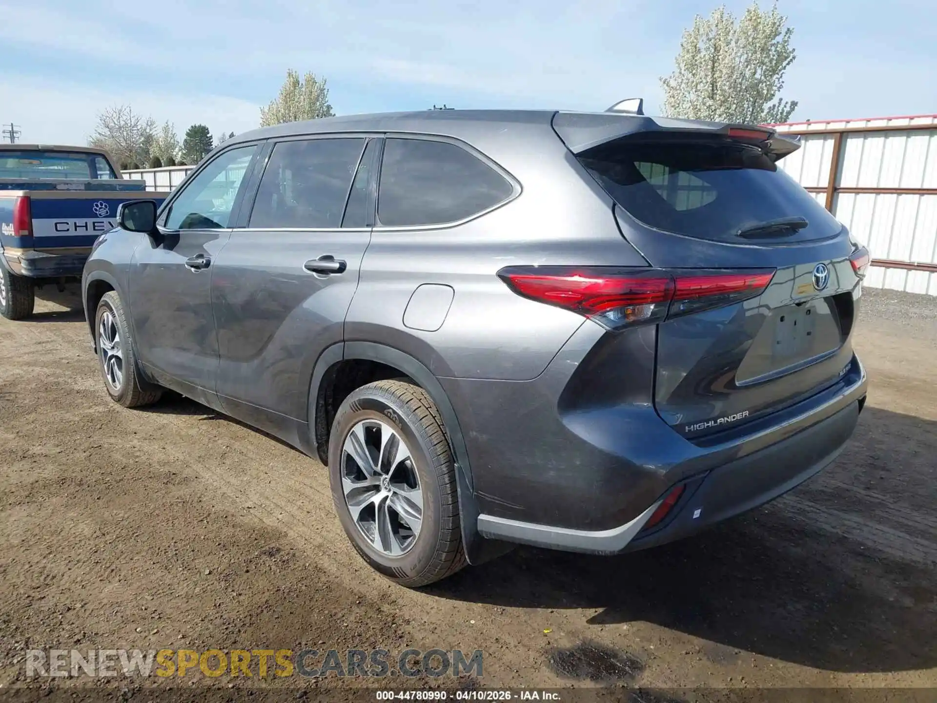 3 Photograph of a damaged car 5TDGZRBH7MS139086 TOYOTA HIGHLANDER 2021