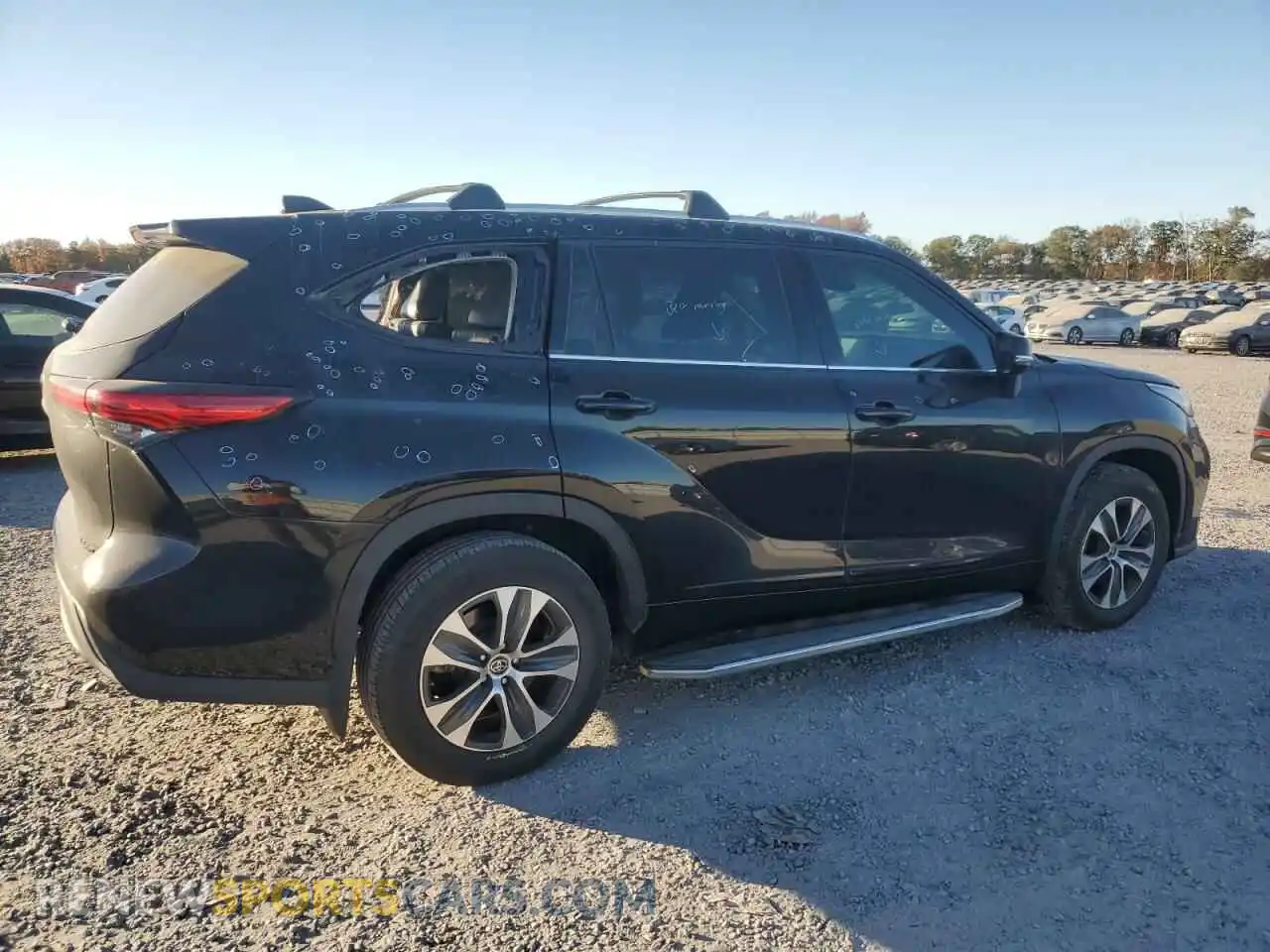3 Photograph of a damaged car 5TDGZRBH7MS531209 TOYOTA HIGHLANDER 2021