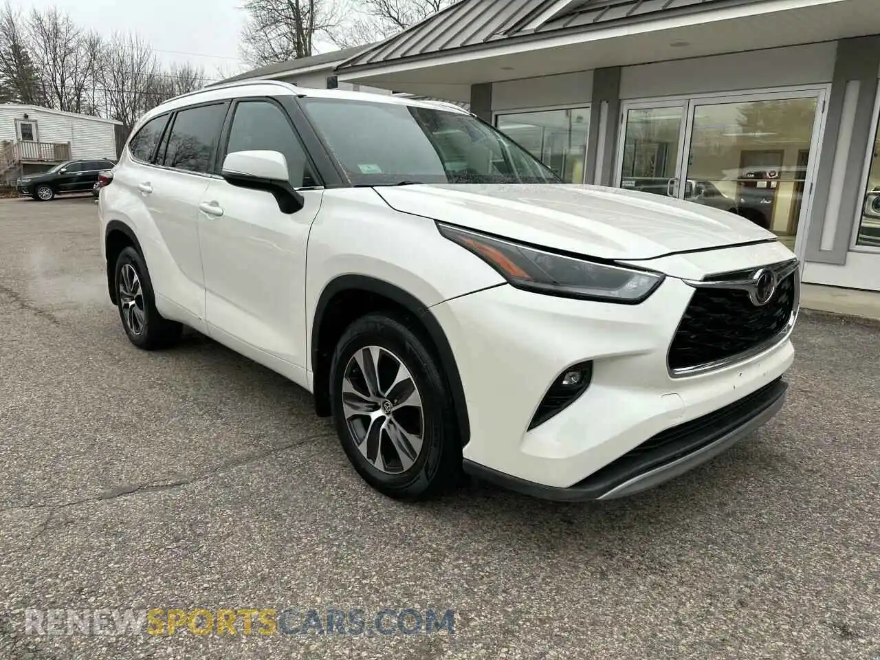 1 Фотография поврежденного автомобиля 5TDGZRBH7MS531422 TOYOTA HIGHLANDER 2021