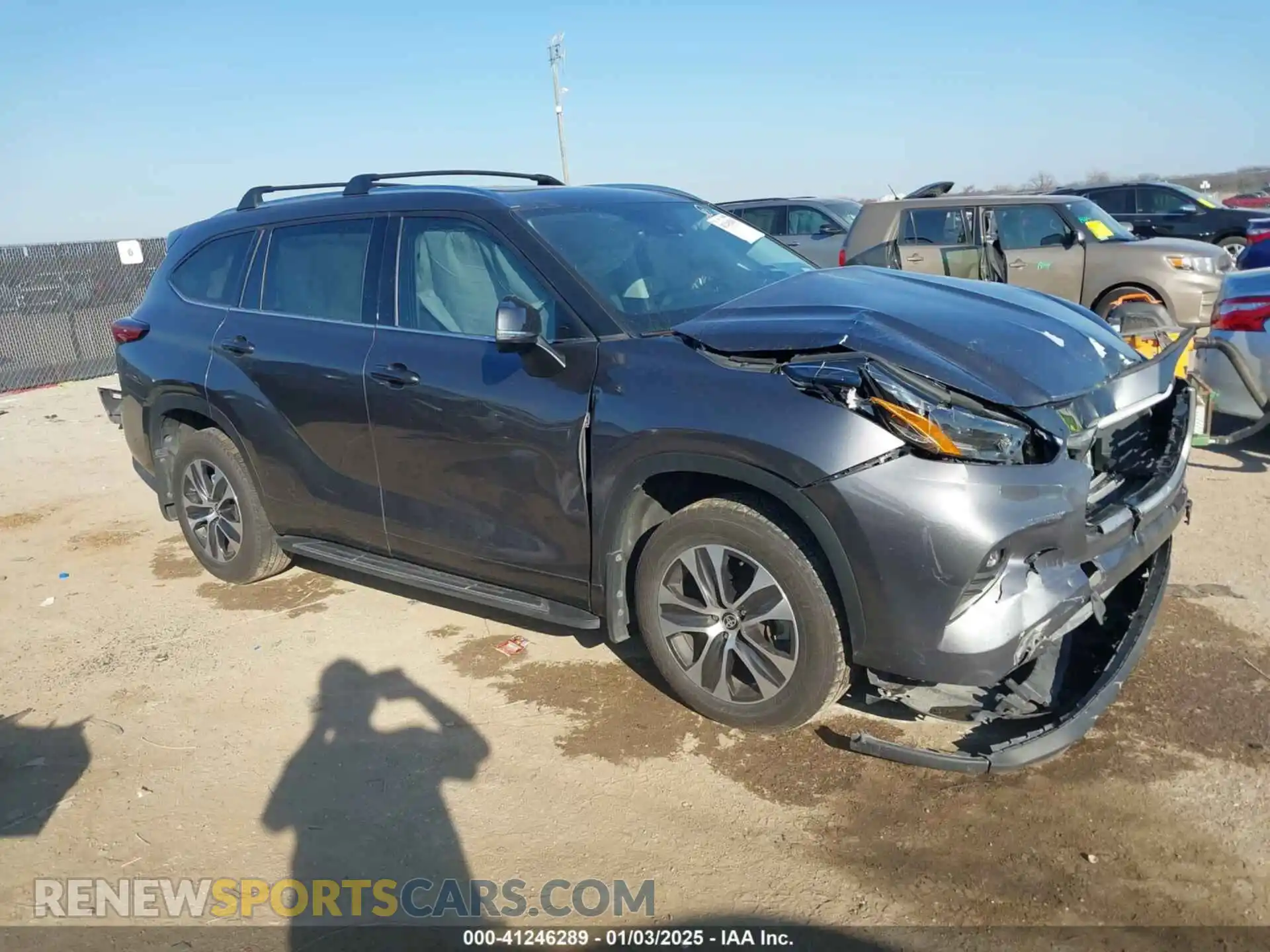 1 Photograph of a damaged car 5TDGZRBH7MS540086 TOYOTA HIGHLANDER 2021