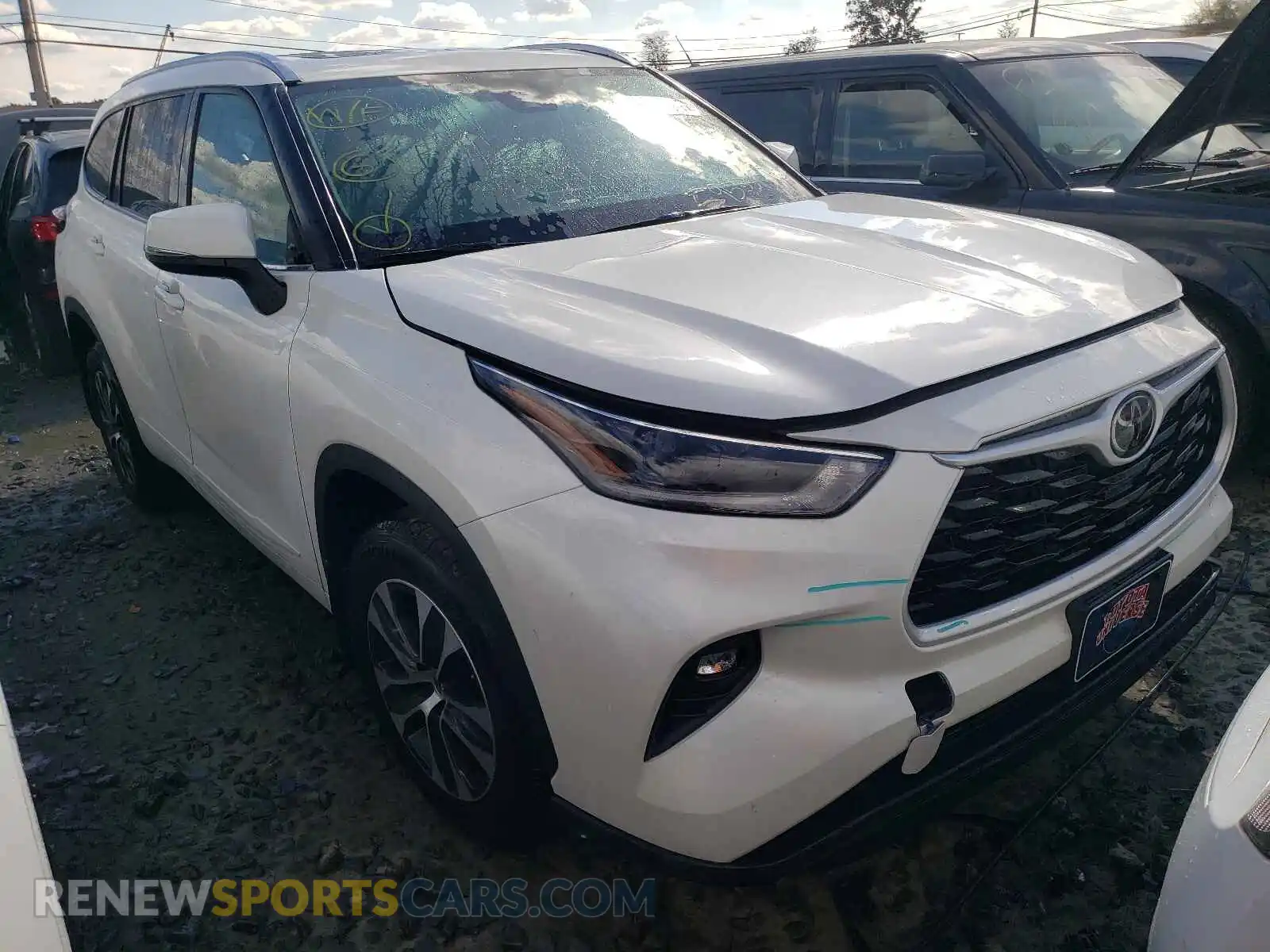 1 Photograph of a damaged car 5TDGZRBH7MS541027 TOYOTA HIGHLANDER 2021