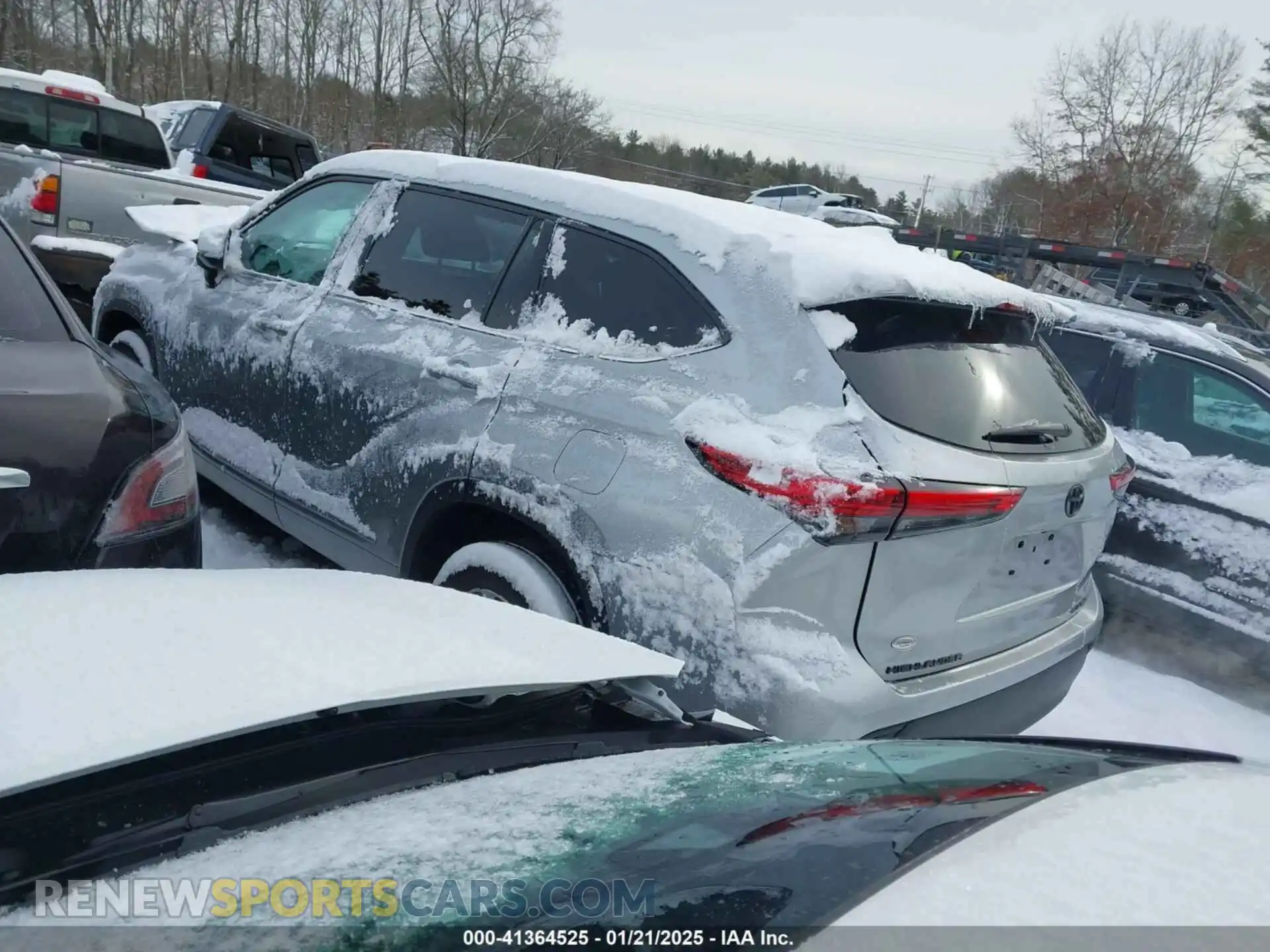 3 Photograph of a damaged car 5TDGZRBH7MS547443 TOYOTA HIGHLANDER 2021