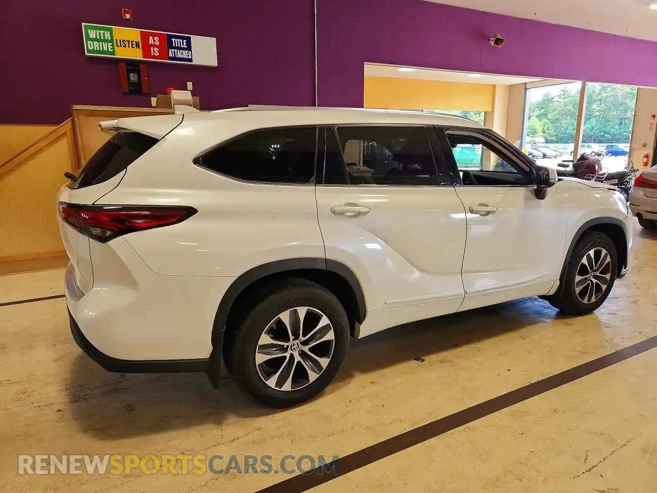 3 fotografías del automóvil dañado 5TDGZRBH8MS057769 TOYOTA HIGHLANDER 2021