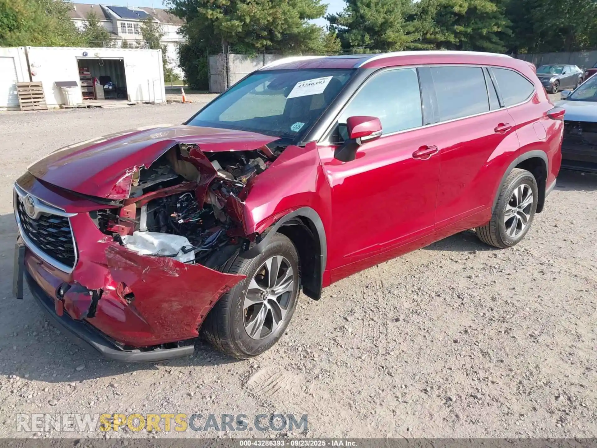2 Photograph of a damaged car 5TDGZRBH8MS058131 TOYOTA HIGHLANDER 2021