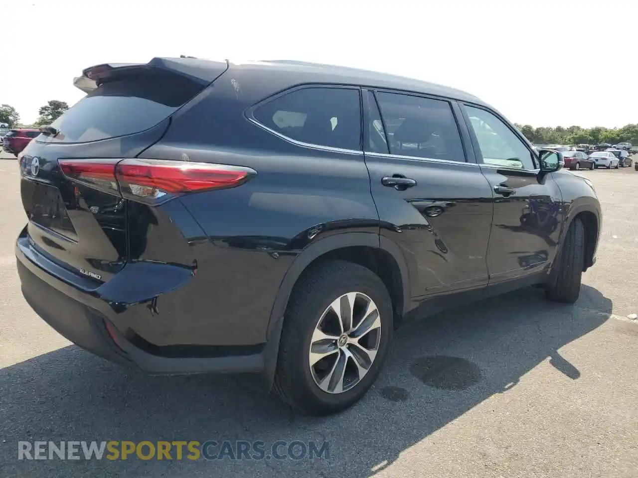 3 Photograph of a damaged car 5TDGZRBH8MS119462 TOYOTA HIGHLANDER 2021