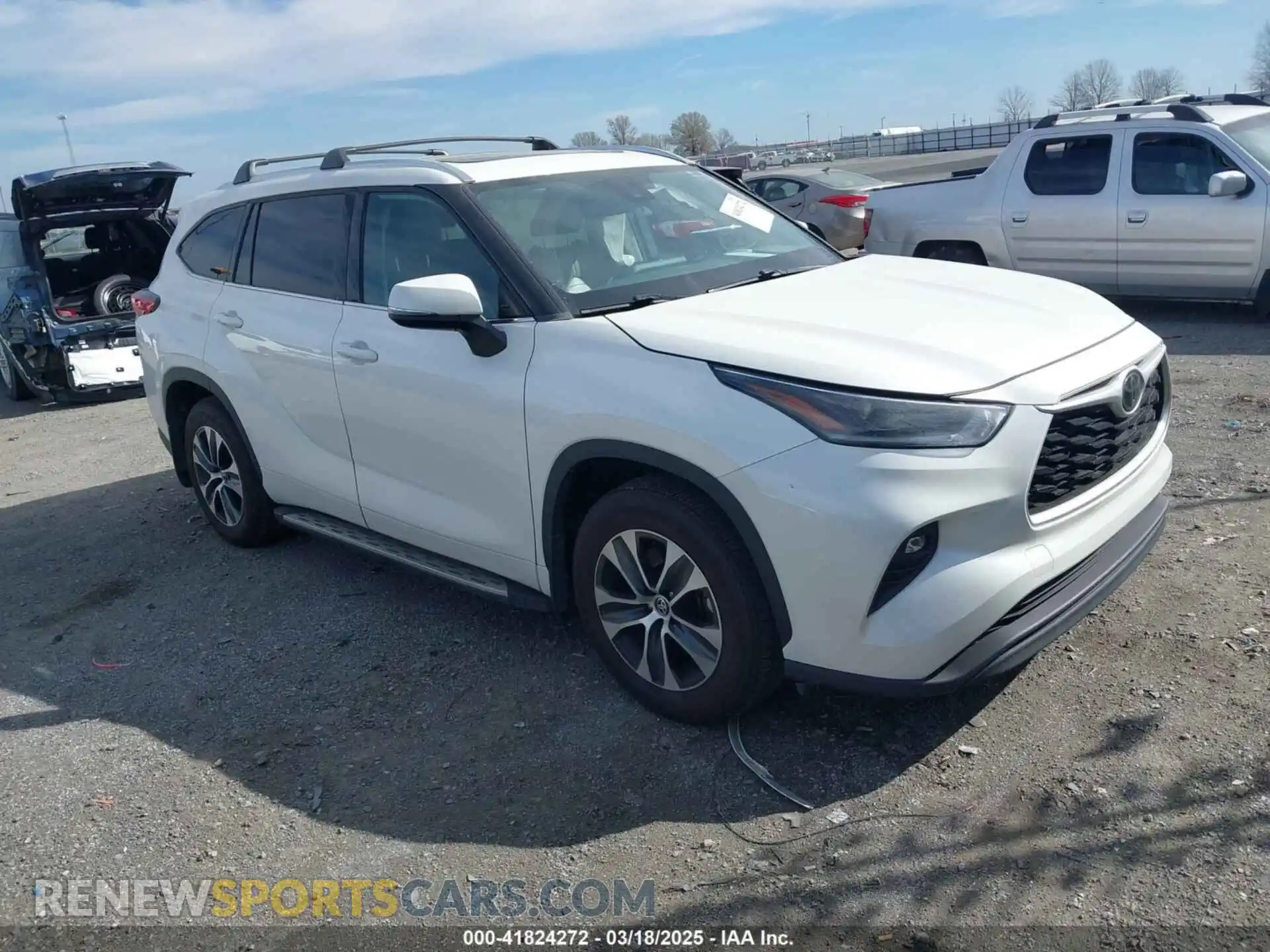 1 Photograph of a damaged car 5TDGZRBH8MS140196 TOYOTA HIGHLANDER 2021
