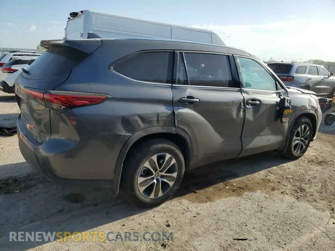 3 fotografías del automóvil dañado 5TDGZRBH8MS548567 TOYOTA HIGHLANDER 2021