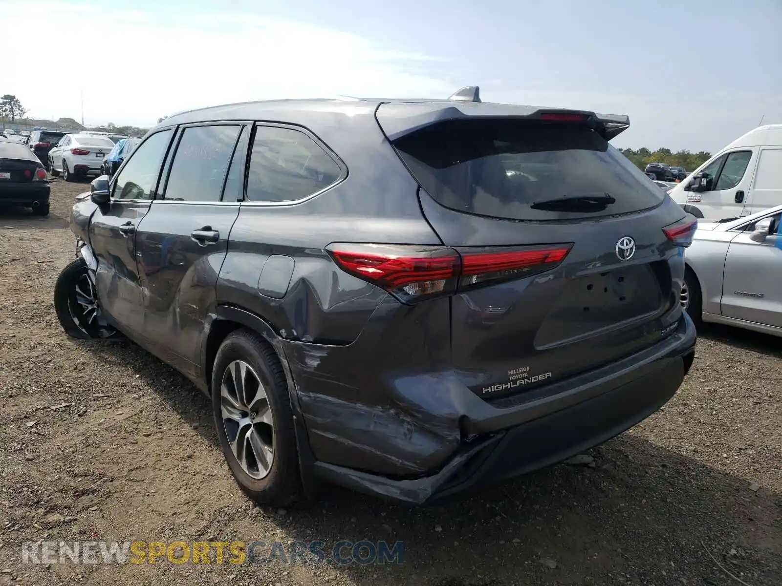 3 Photograph of a damaged car 5TDGZRBH9MS554457 TOYOTA HIGHLANDER 2021