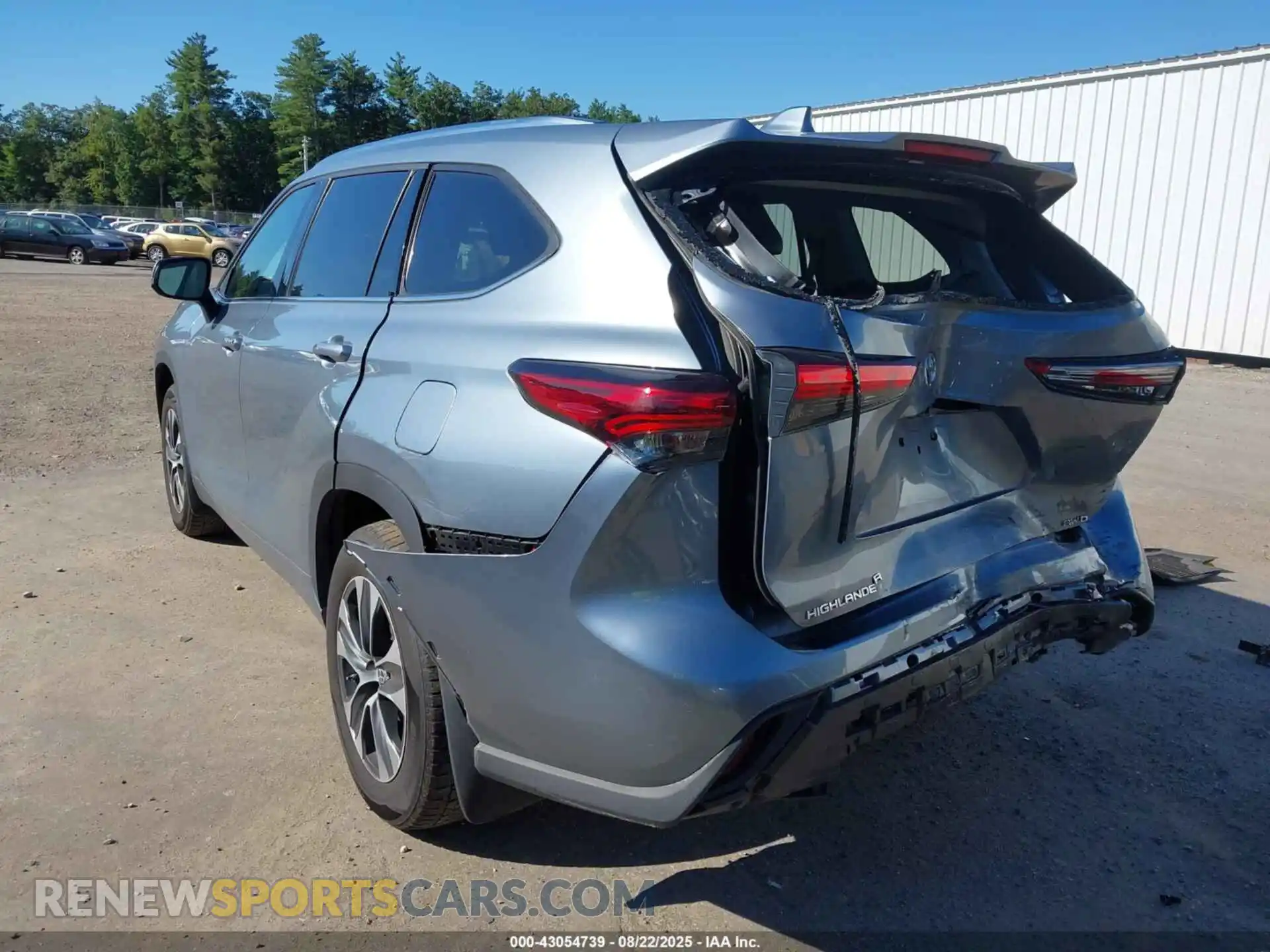 3 fotografías del automóvil dañado 5TDGZRBHXMS068966 TOYOTA HIGHLANDER 2021