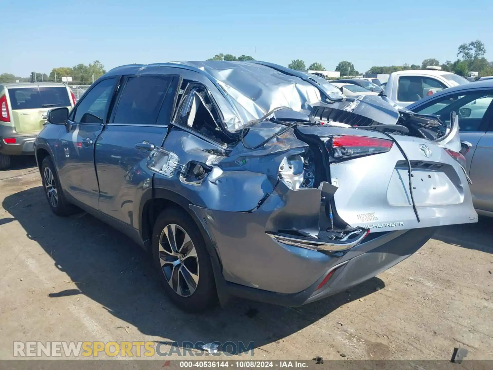 3 Photograph of a damaged car 5TDGZRBHXMS095245 TOYOTA HIGHLANDER 2021