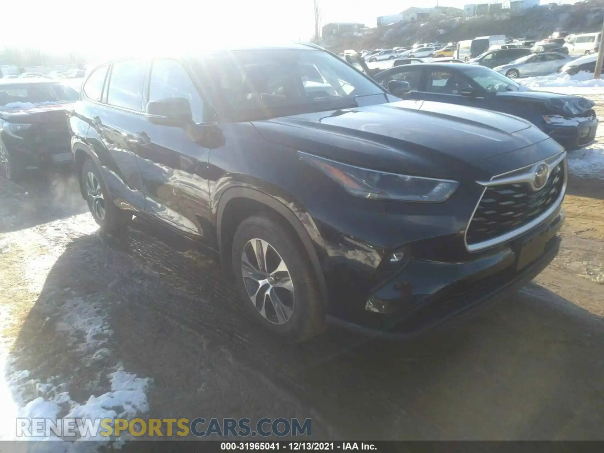 1 Photograph of a damaged car 5TDGZRBHXMS533603 TOYOTA HIGHLANDER 2021