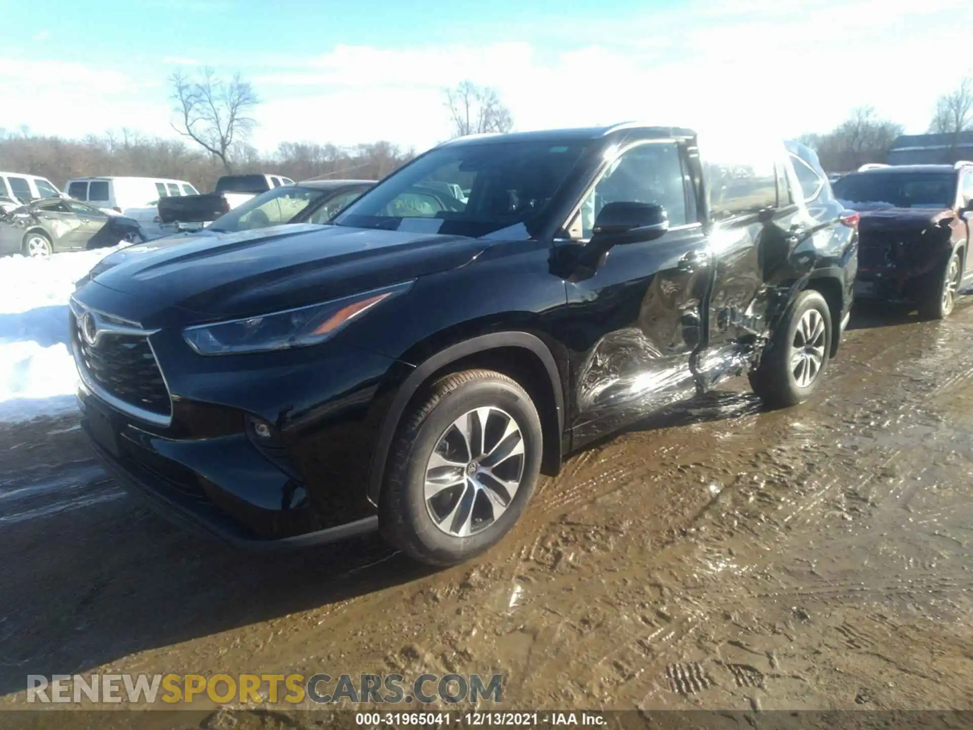 2 Photograph of a damaged car 5TDGZRBHXMS533603 TOYOTA HIGHLANDER 2021