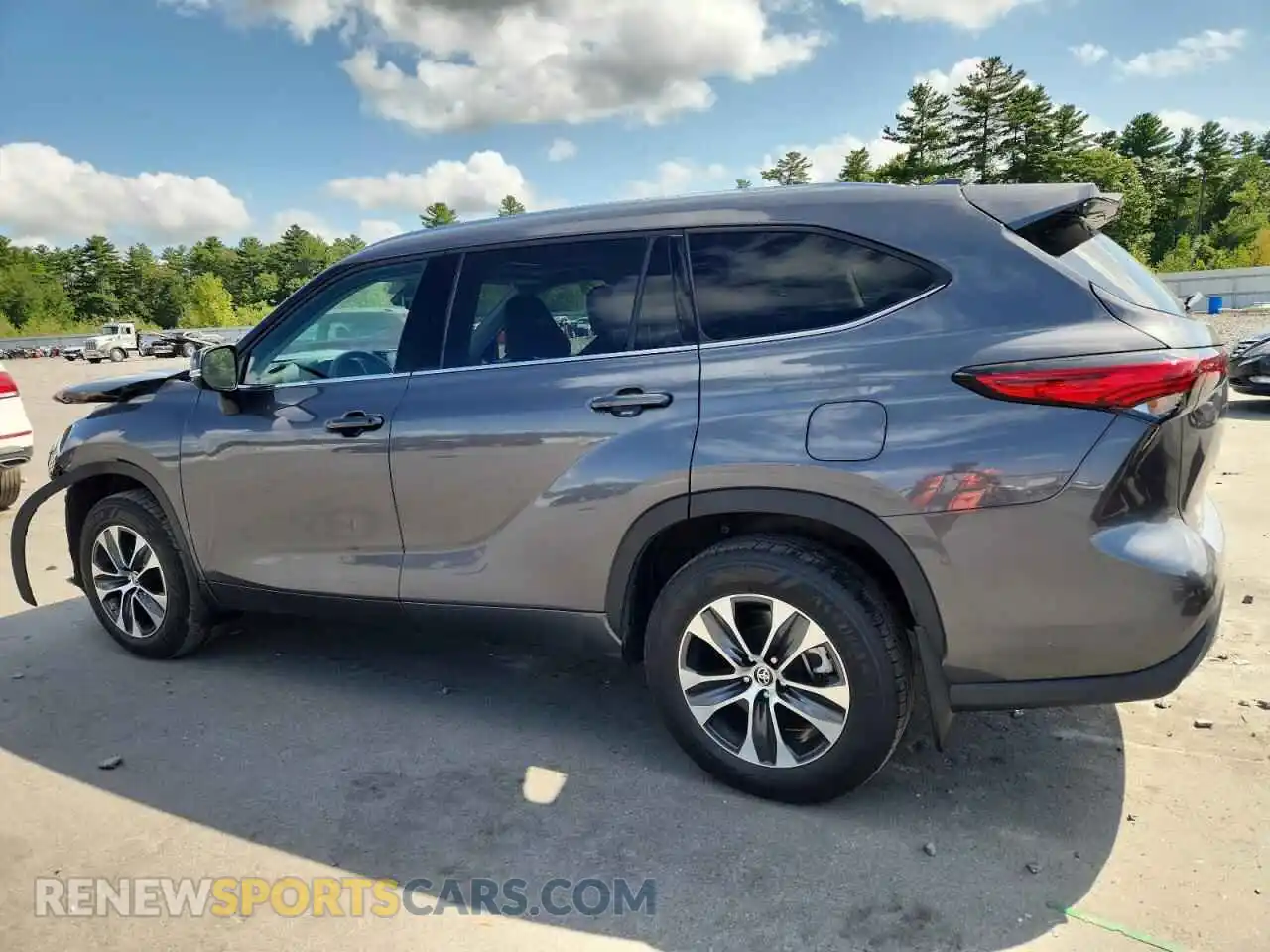 2 Photograph of a damaged car 5TDGZRBHXMS546190 TOYOTA HIGHLANDER 2021