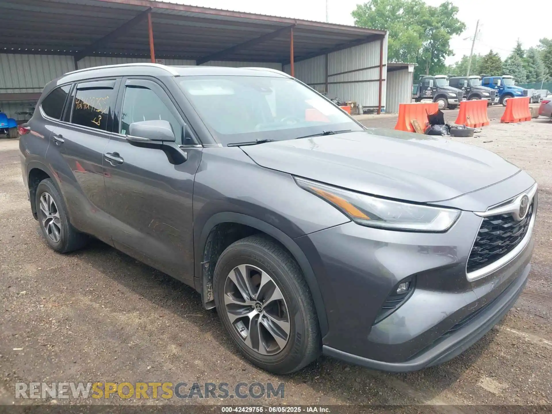 1 Photograph of a damaged car 5TDGZRBHXMS547078 TOYOTA HIGHLANDER 2021