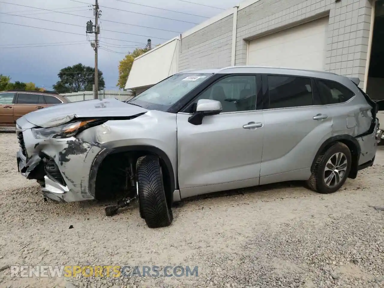1 Photograph of a damaged car 5TDGZRBHXMS556914 TOYOTA HIGHLANDER 2021