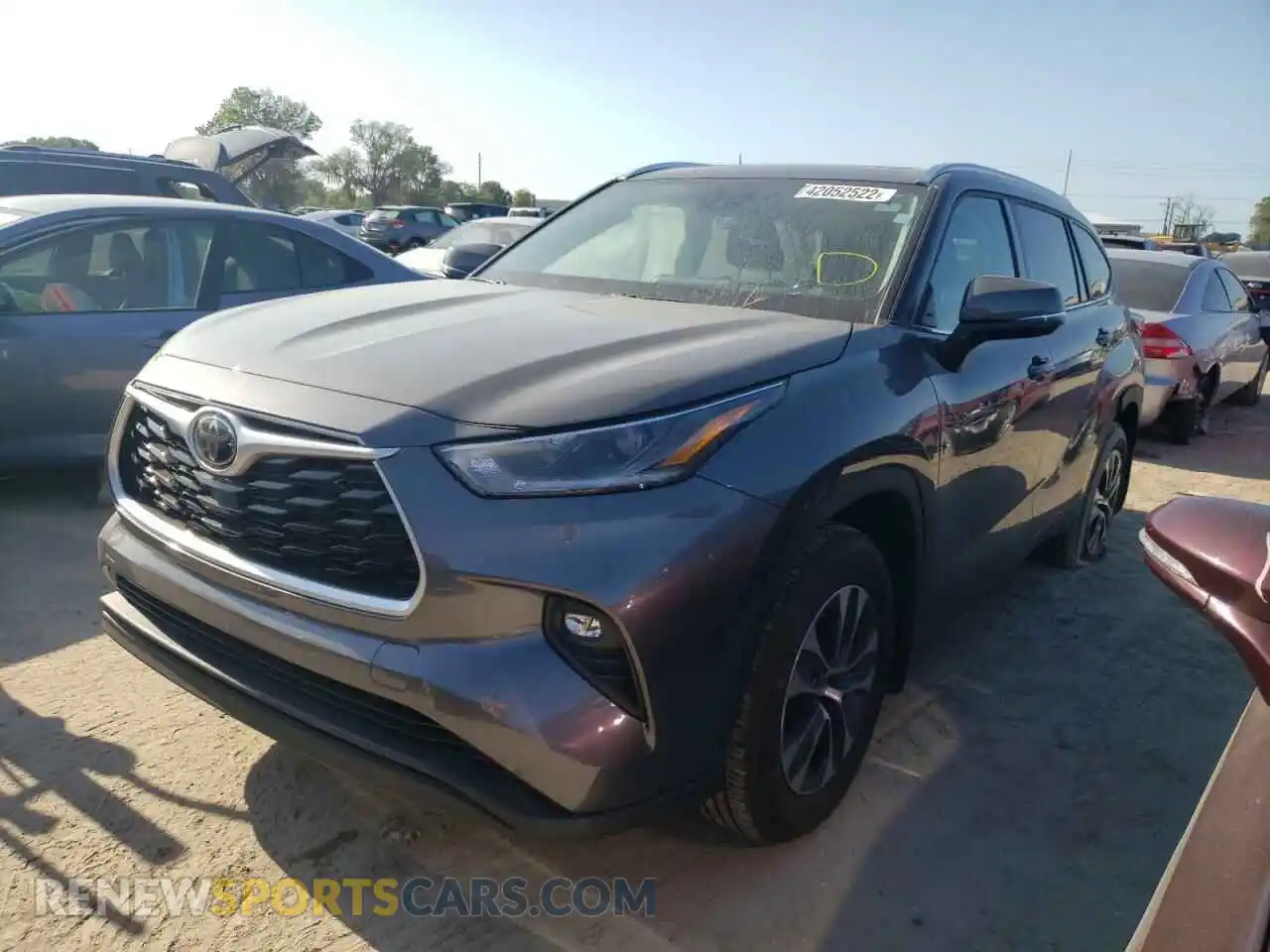 2 Photograph of a damaged car 5TDGZRBHXMS557397 TOYOTA HIGHLANDER 2021