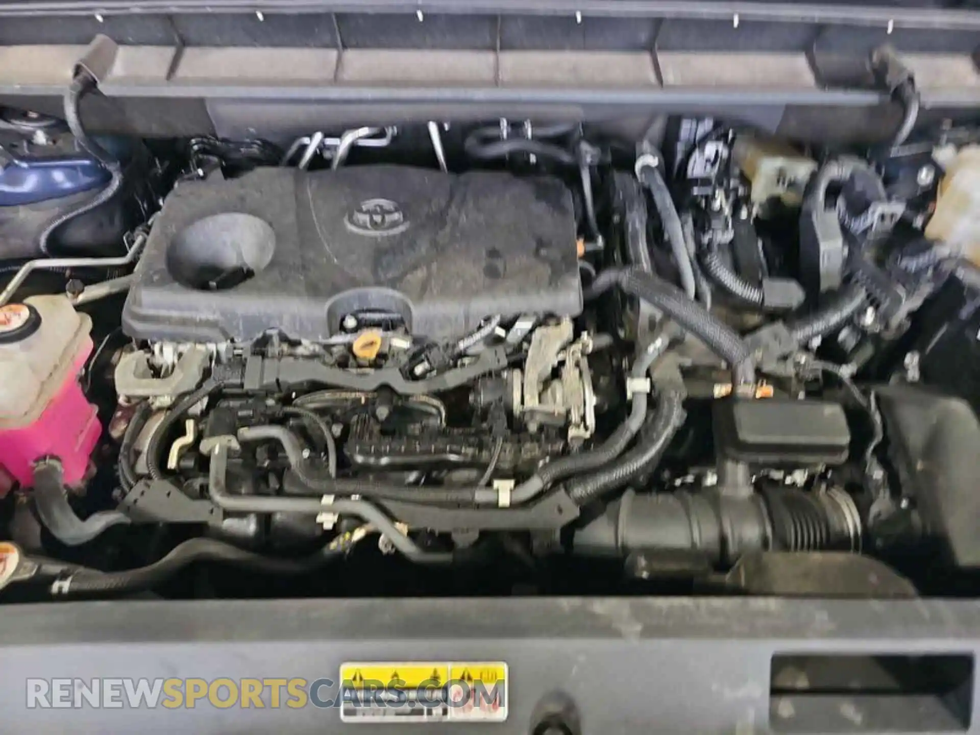 3 fotografías del automóvil dañado 5TDHARAH0MS012046 TOYOTA HIGHLANDER 2021