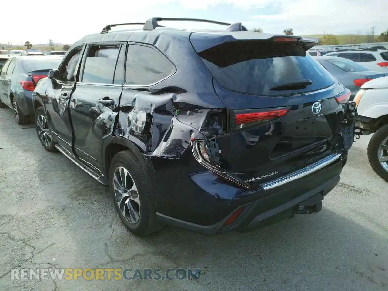 3 fotografías del automóvil dañado 5TDHARAH1MS504049 TOYOTA HIGHLANDER 2021