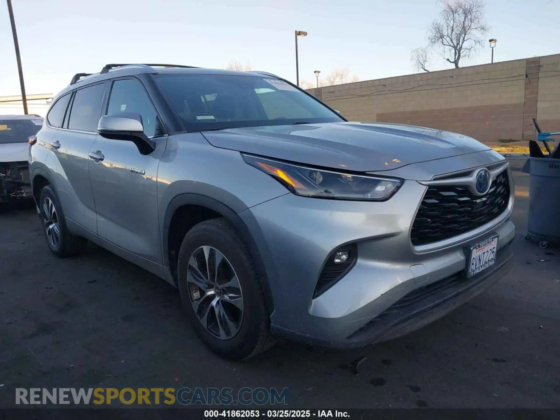 1 Photograph of a damaged car 5TDHARAH3MS007925 TOYOTA HIGHLANDER 2021