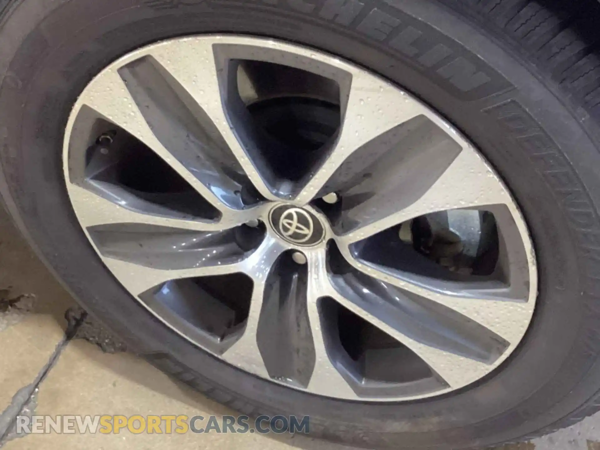 1 Photograph of a damaged car 5TDHARAH8MS011940 TOYOTA HIGHLANDER 2021