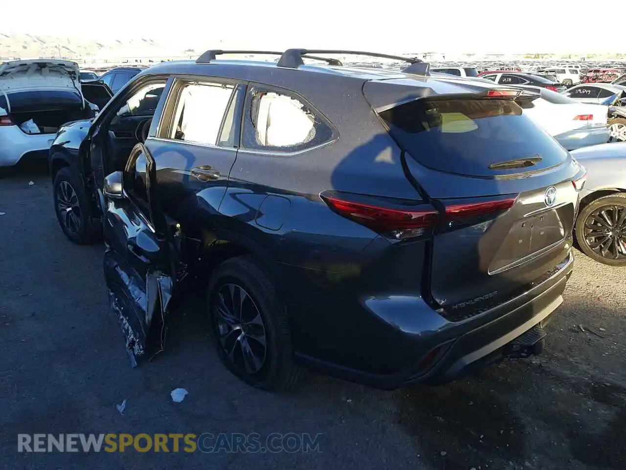 3 Photograph of a damaged car 5TDHARAH9MS507345 TOYOTA HIGHLANDER 2021