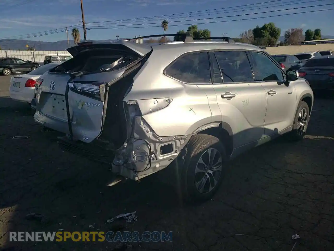 3 Фотография поврежденного автомобиля 5TDHARAHXMS508214 TOYOTA HIGHLANDER 2021