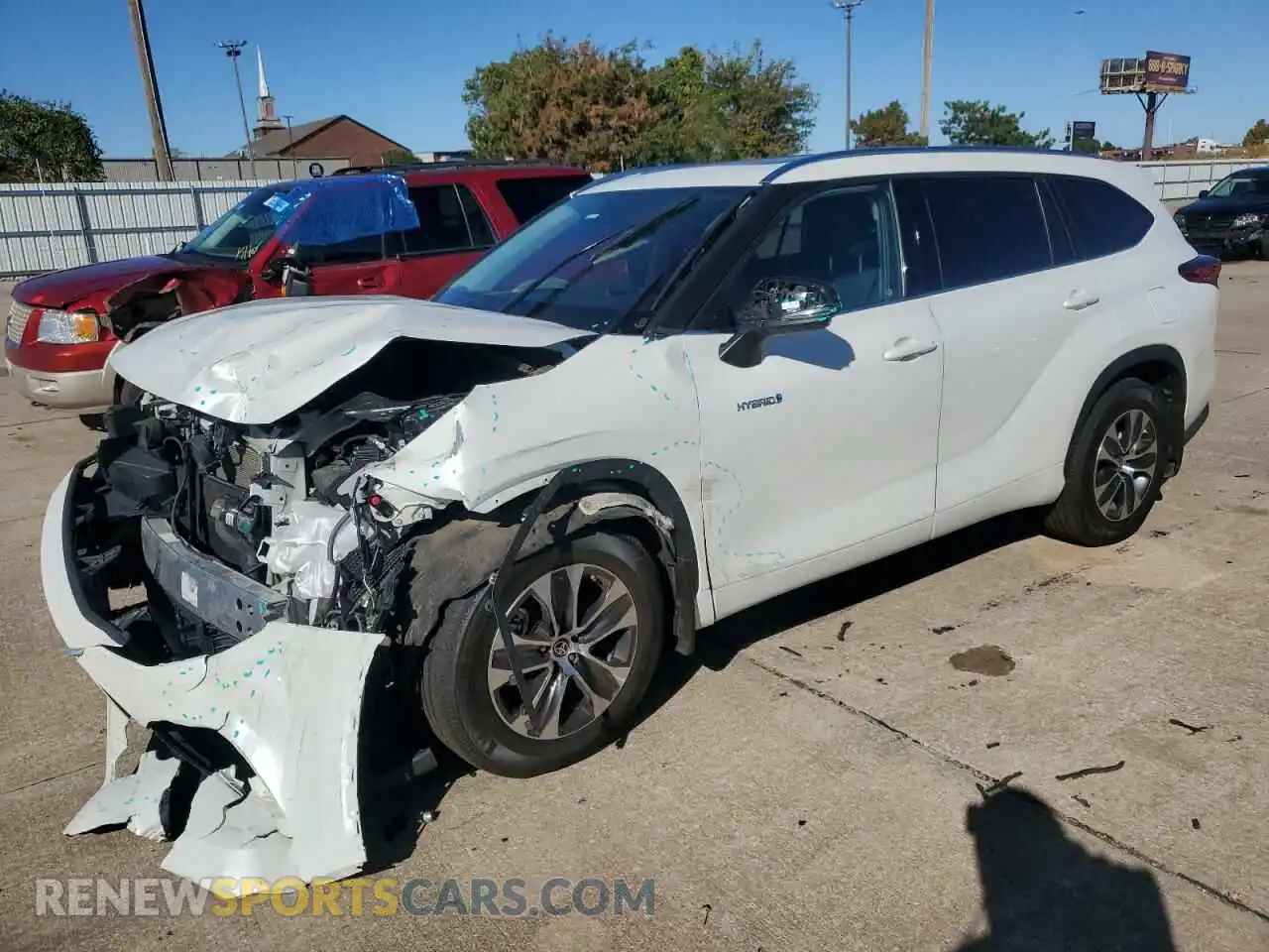 1 Photograph of a damaged car 5TDHBRCH0MS516848 TOYOTA HIGHLANDER 2021