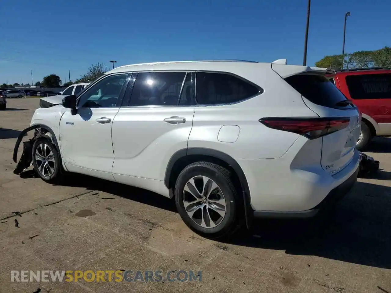 2 Photograph of a damaged car 5TDHBRCH0MS516848 TOYOTA HIGHLANDER 2021