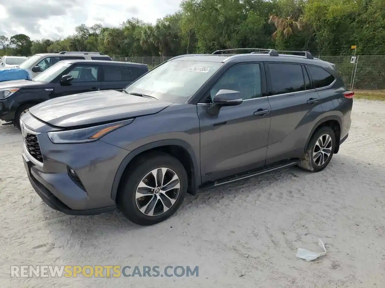 1 Photograph of a damaged car 5TDHBRCH2MS534607 TOYOTA HIGHLANDER 2021