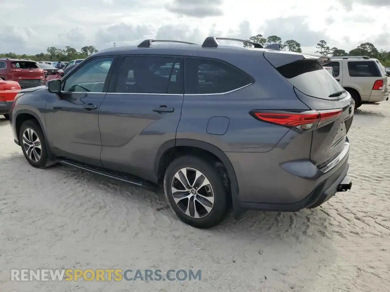 2 Photograph of a damaged car 5TDHBRCH2MS534607 TOYOTA HIGHLANDER 2021