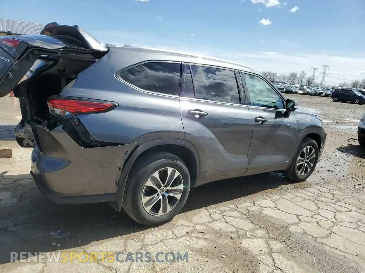 3 Photograph of a damaged car 5TDHBRCH3MS535104 TOYOTA HIGHLANDER 2021