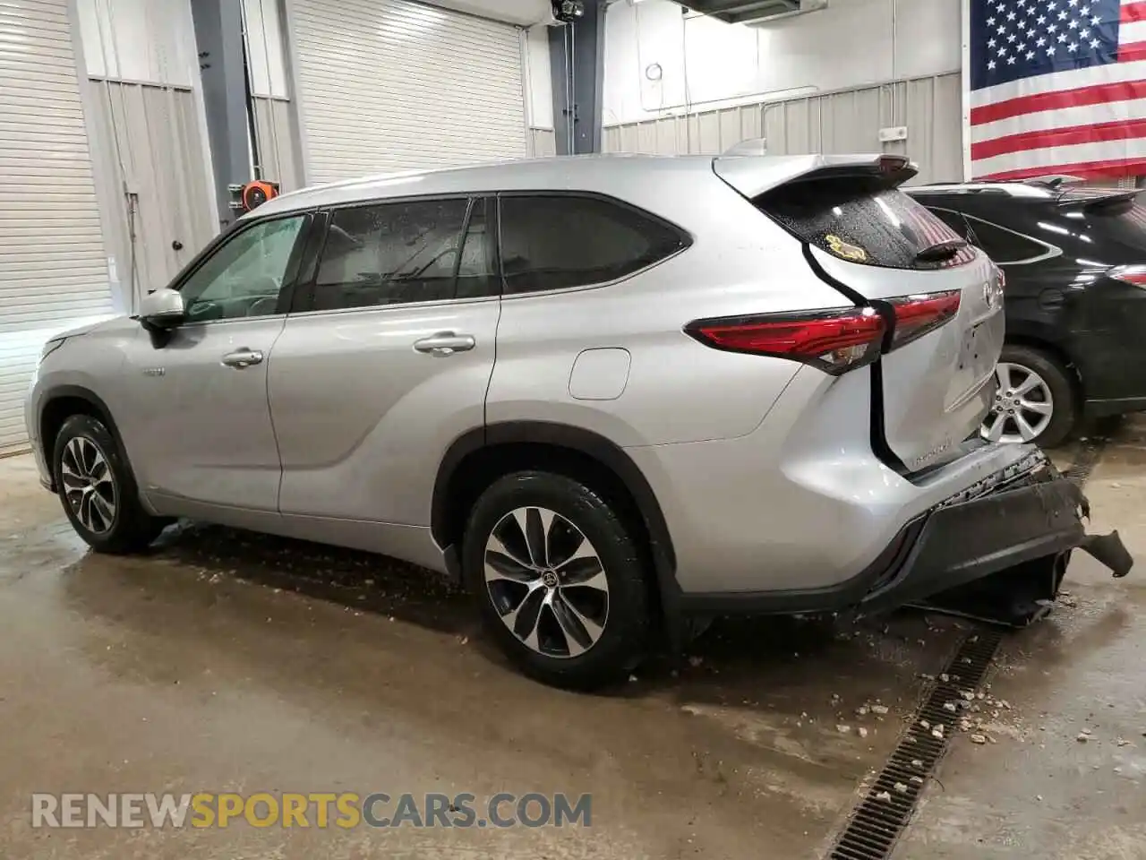 2 Photograph of a damaged car 5TDHBRCH4MS514939 TOYOTA HIGHLANDER 2021