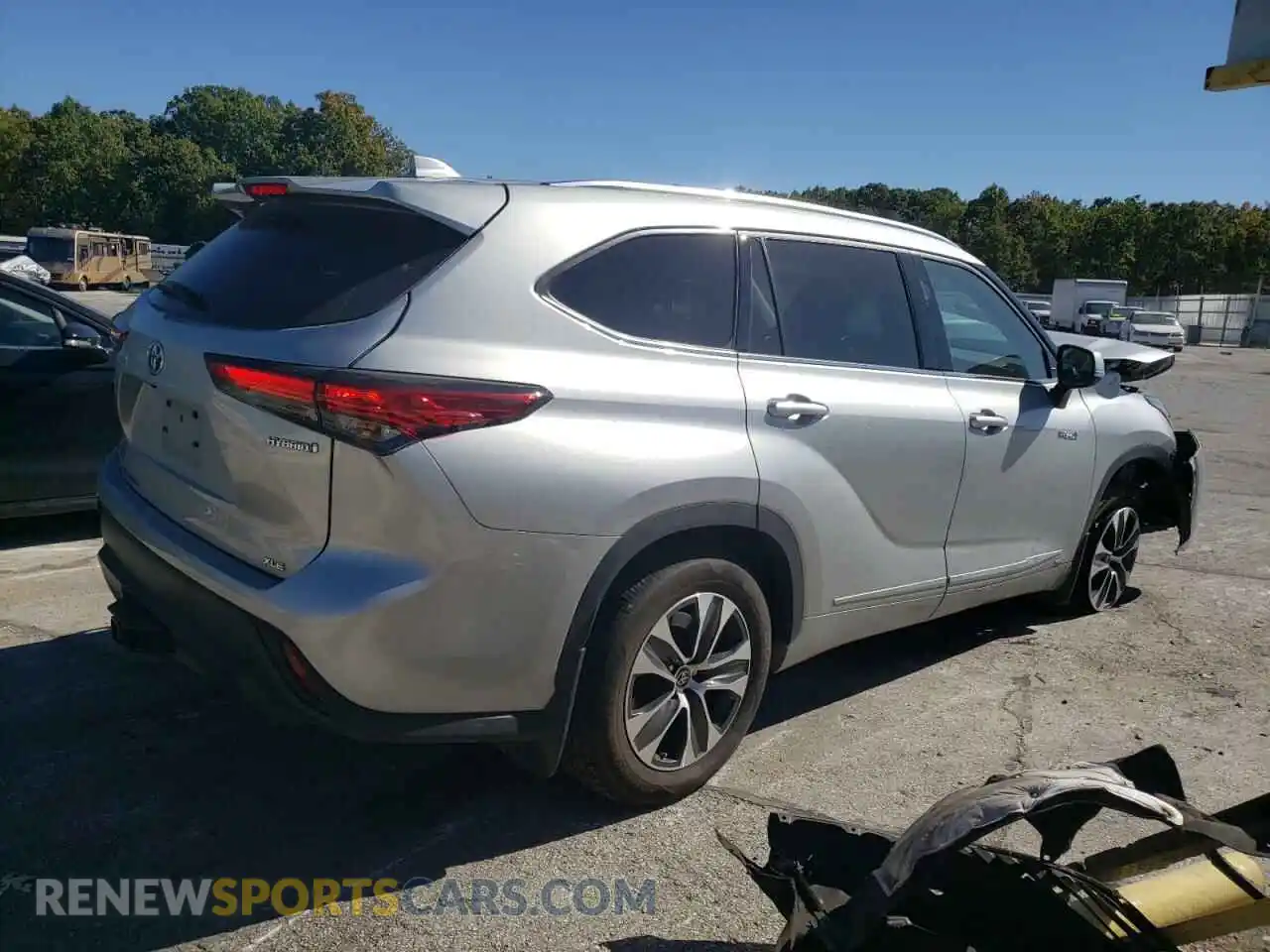 3 Photograph of a damaged car 5TDHBRCH5MS533550 TOYOTA HIGHLANDER 2021