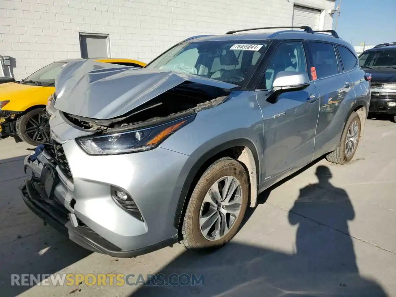 1 Photograph of a damaged car 5TDHBRCH7MS516099 TOYOTA HIGHLANDER 2021