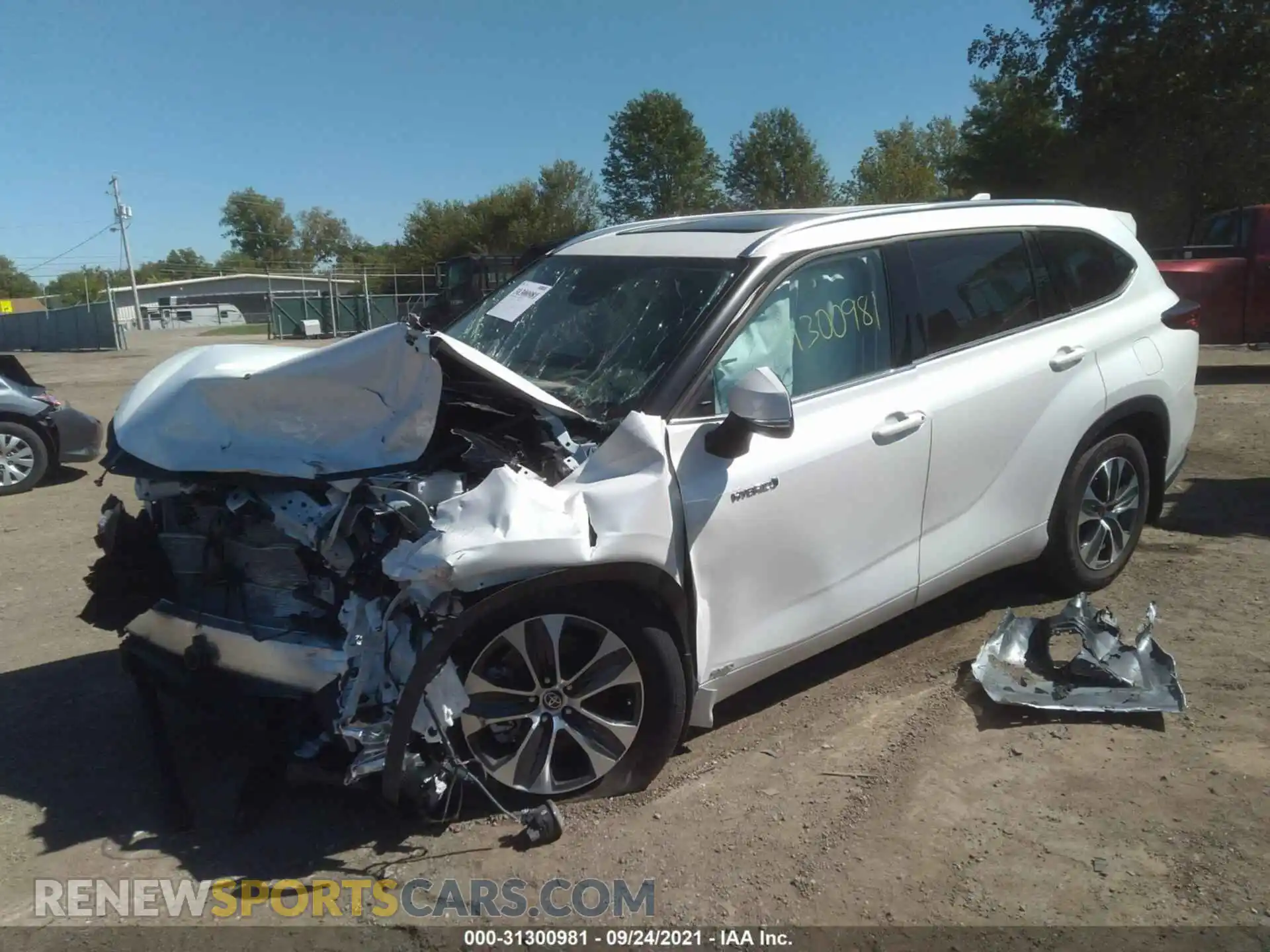 2 Photograph of a damaged car 5TDHBRCH9MS052751 TOYOTA HIGHLANDER 2021
