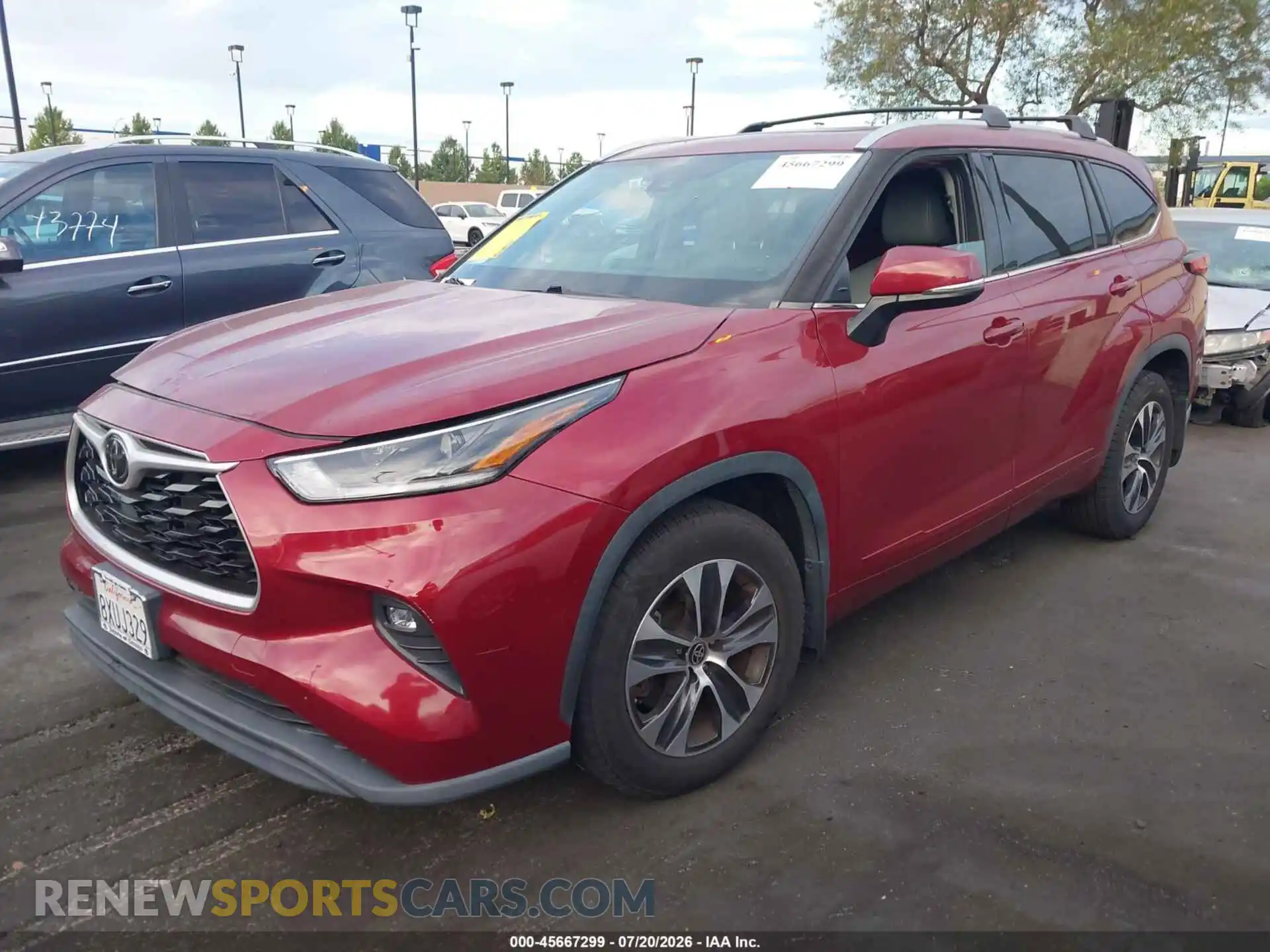2 Photograph of a damaged car 5TDHZRAH1MS079604 TOYOTA HIGHLANDER 2021