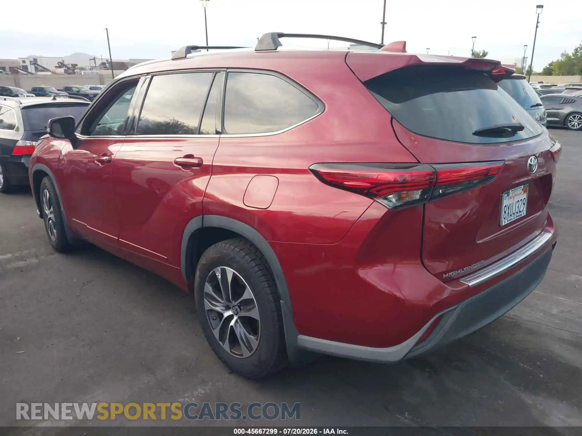 3 Photograph of a damaged car 5TDHZRAH1MS079604 TOYOTA HIGHLANDER 2021