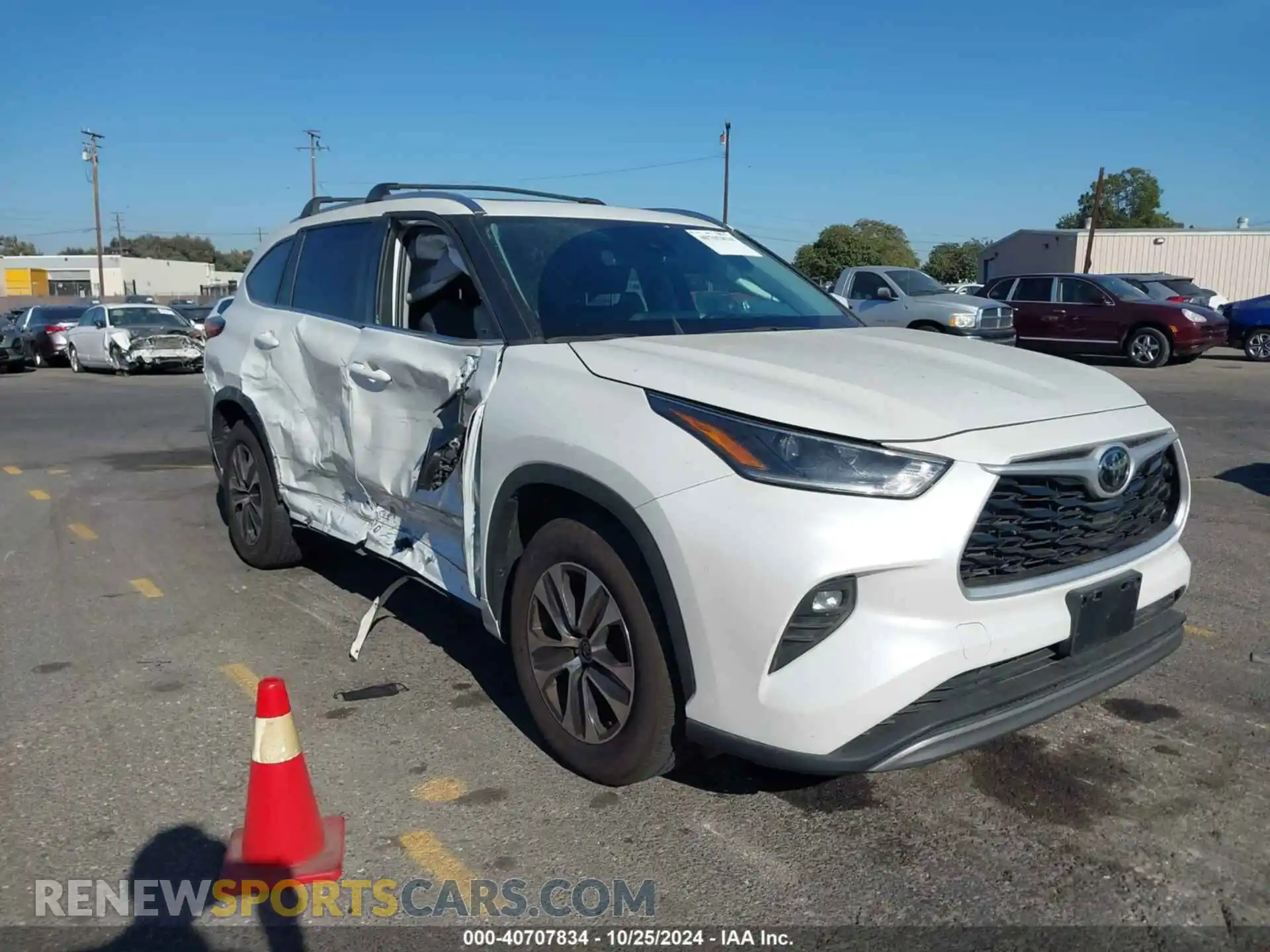 1 Photograph of a damaged car 5TDHZRAH2MS529101 TOYOTA HIGHLANDER 2021