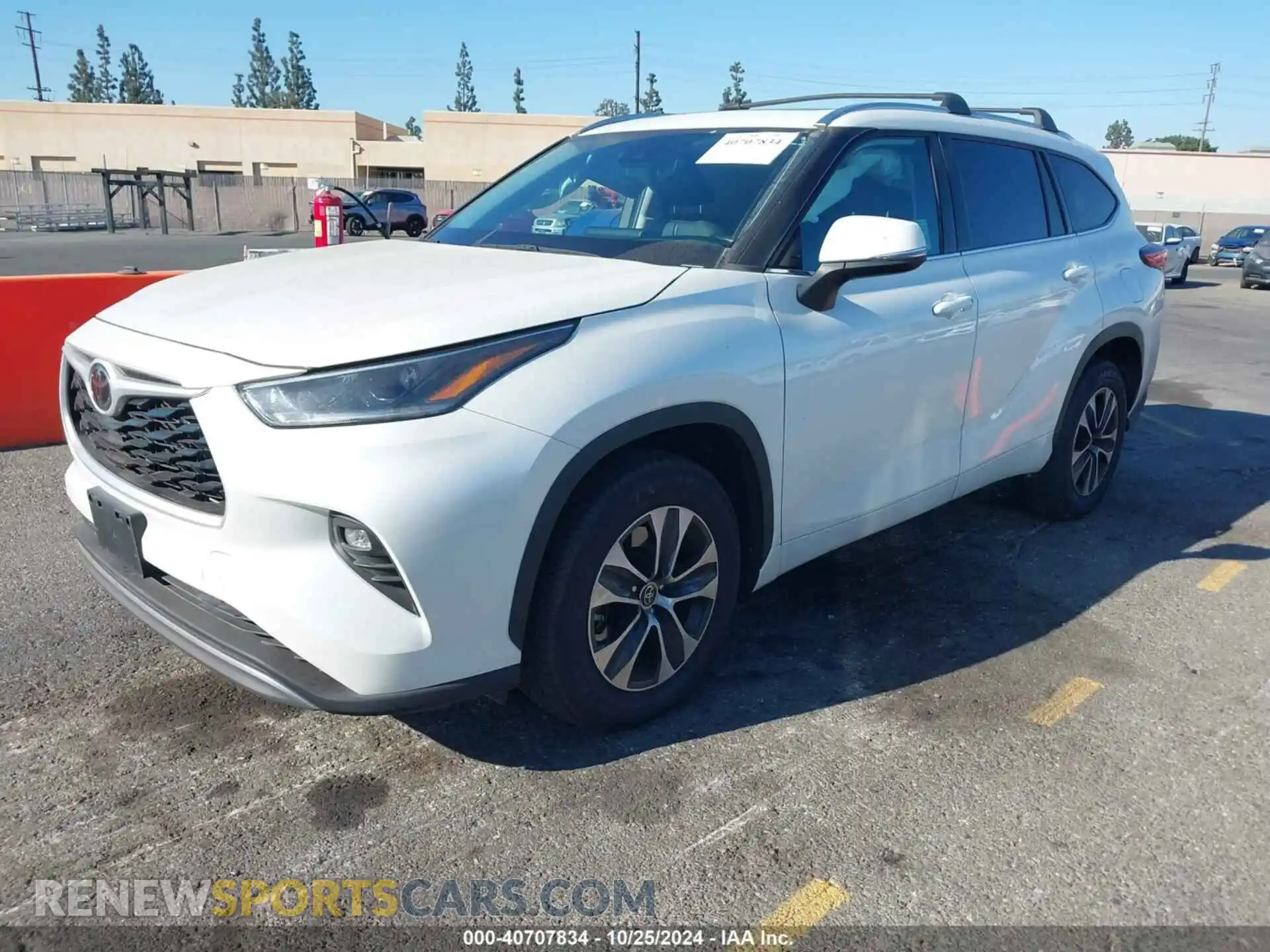 2 Photograph of a damaged car 5TDHZRAH2MS529101 TOYOTA HIGHLANDER 2021