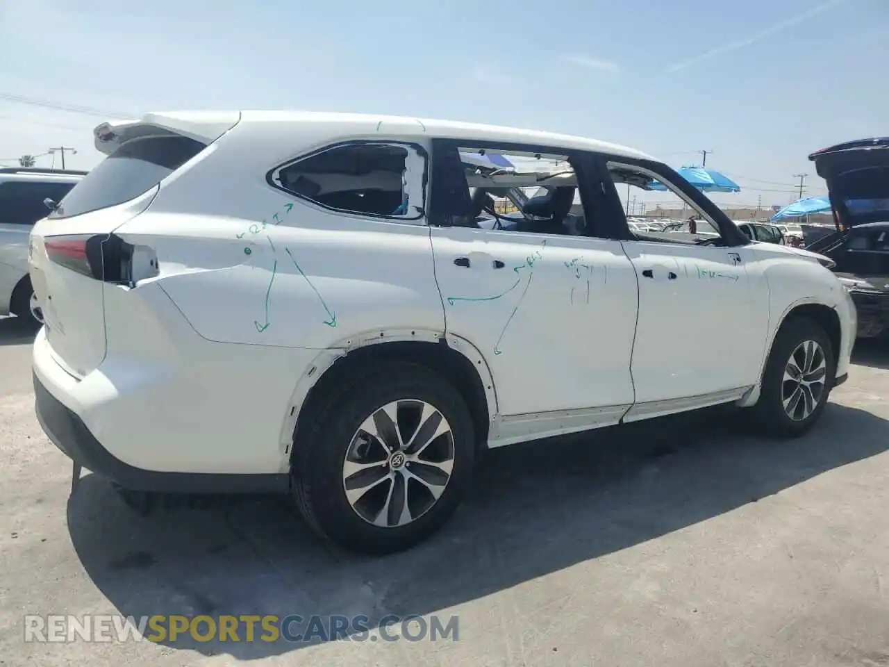 3 Photograph of a damaged car 5TDHZRAH4MS078480 TOYOTA HIGHLANDER 2021
