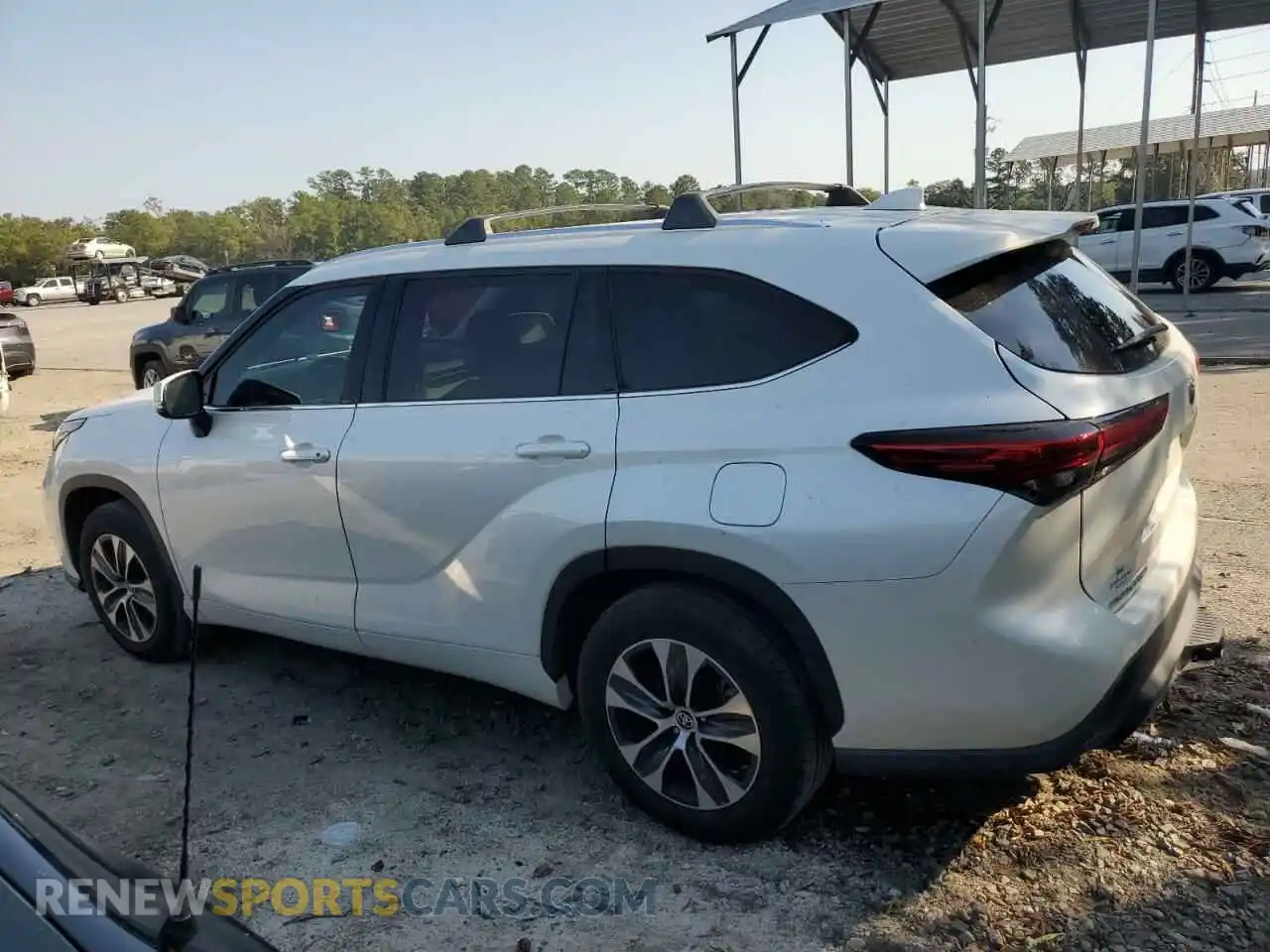 2 Photograph of a damaged car 5TDHZRAH4MS514440 TOYOTA HIGHLANDER 2021