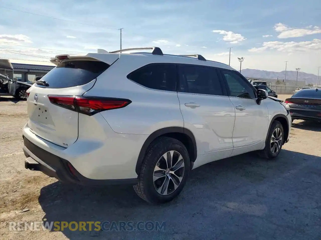 3 Фотография поврежденного автомобиля 5TDHZRAH7MS046056 TOYOTA HIGHLANDER 2021