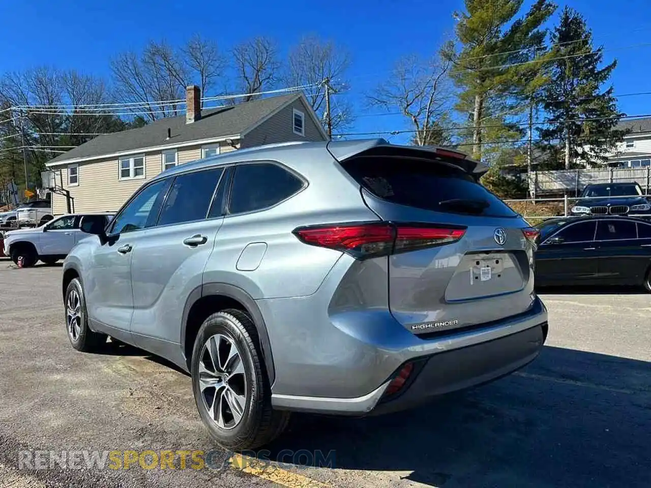 2 fotografías del automóvil dañado 5TDHZRAH7MS056800 TOYOTA HIGHLANDER 2021