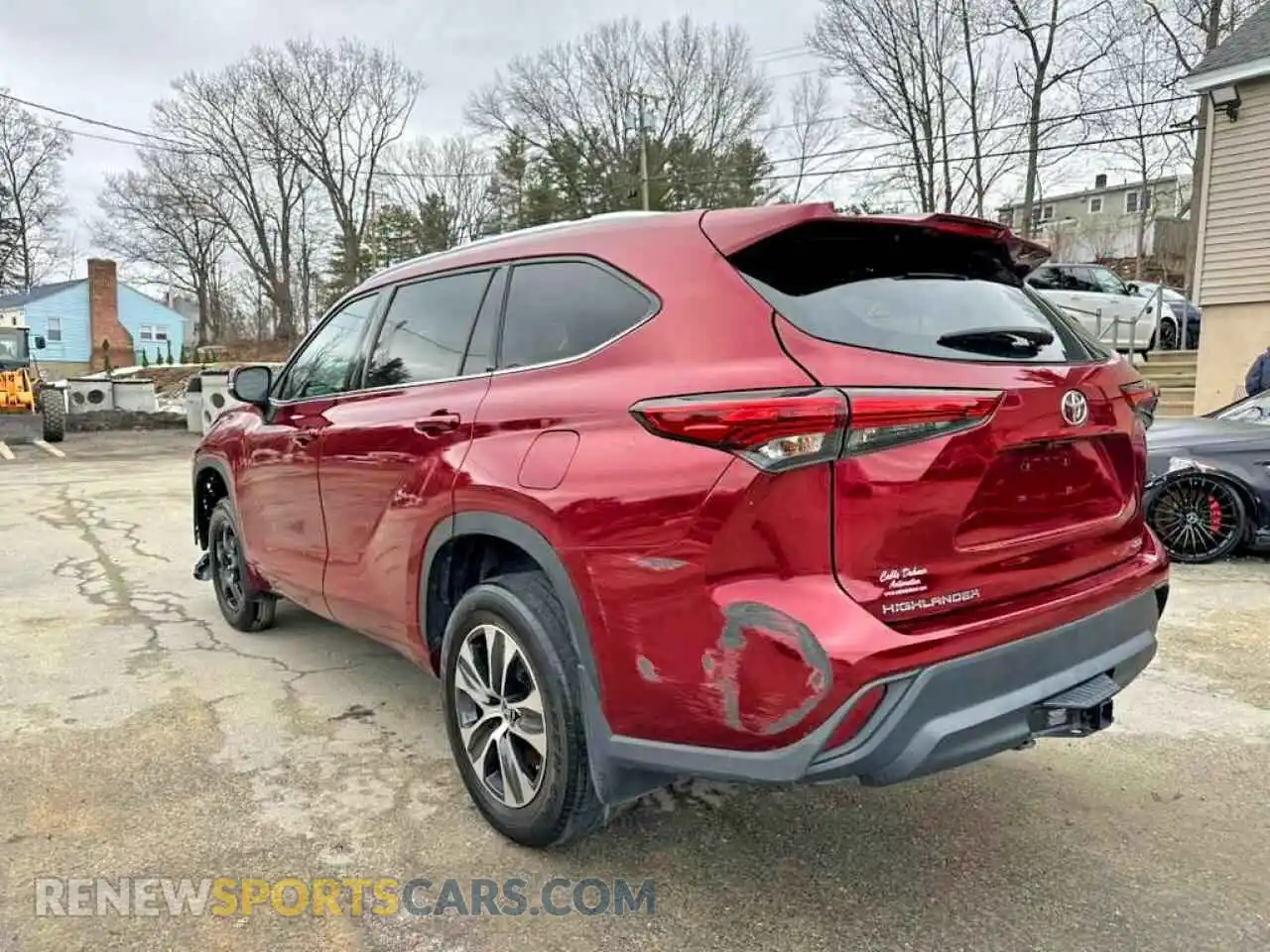 2 Photograph of a damaged car 5TDHZRAH8MS520841 TOYOTA HIGHLANDER 2021