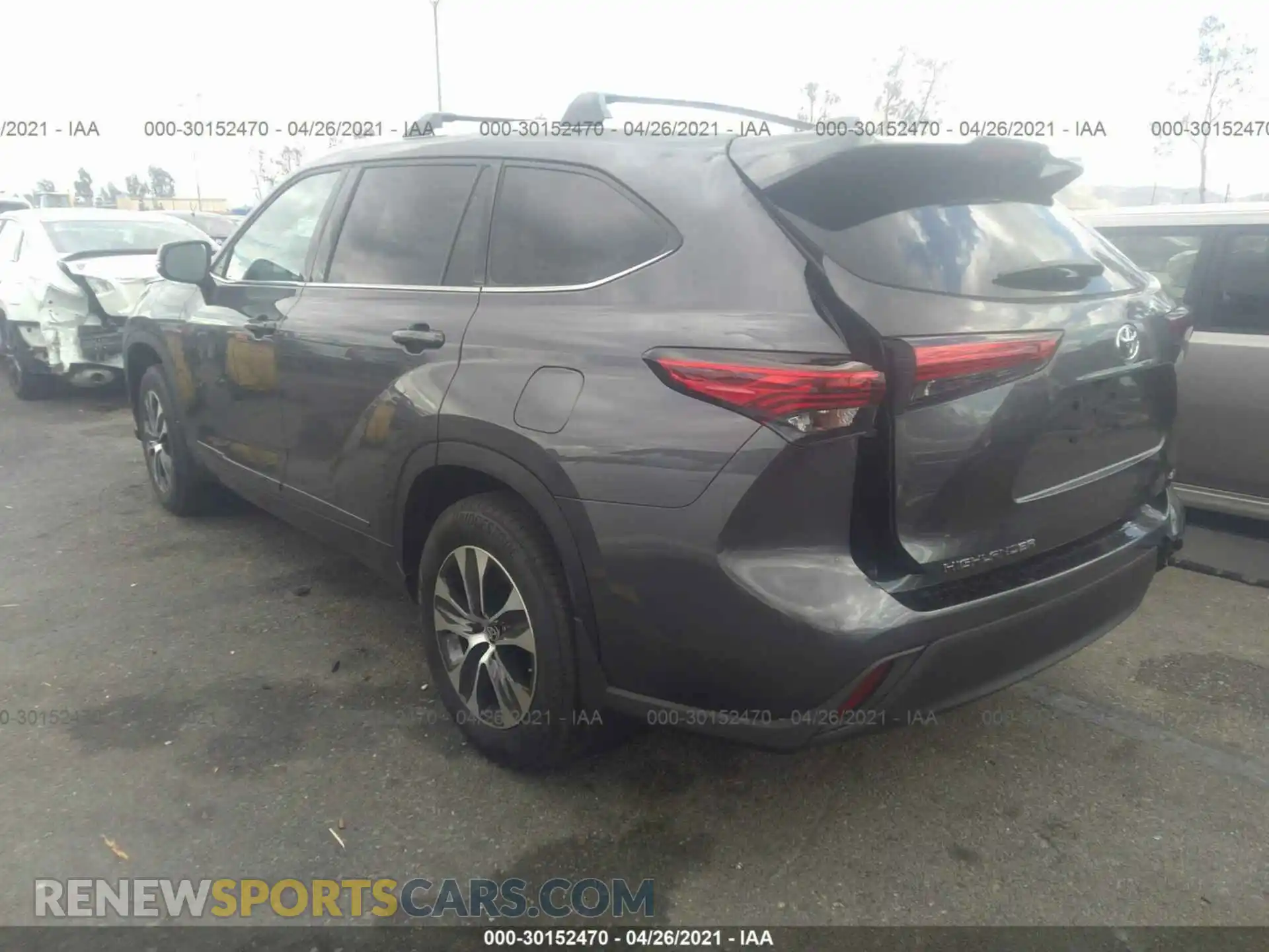 3 Photograph of a damaged car 5TDHZRAH9MS053381 TOYOTA HIGHLANDER 2021