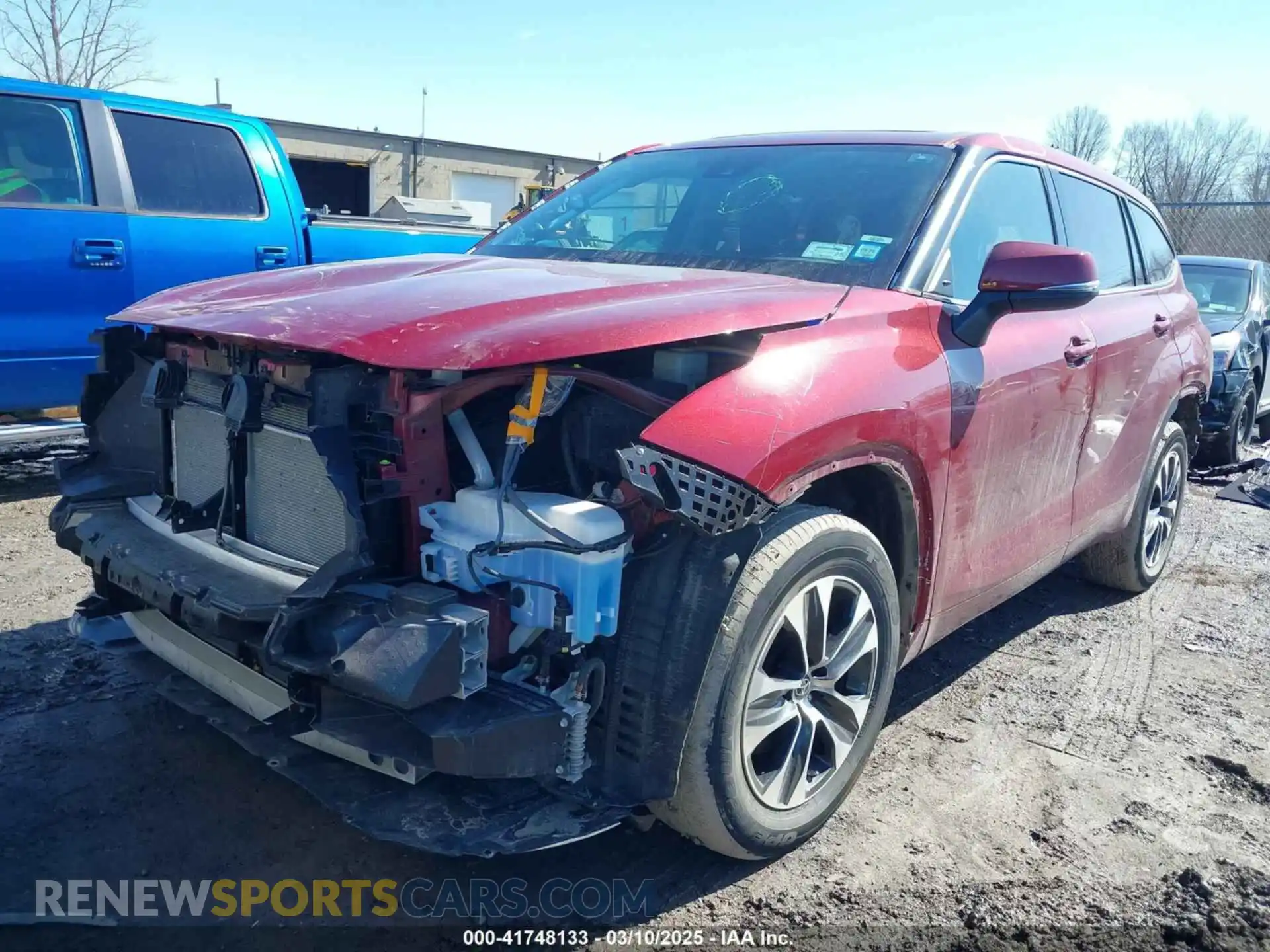 2 Photograph of a damaged car 5TDHZRBH0MS114776 TOYOTA HIGHLANDER 2021