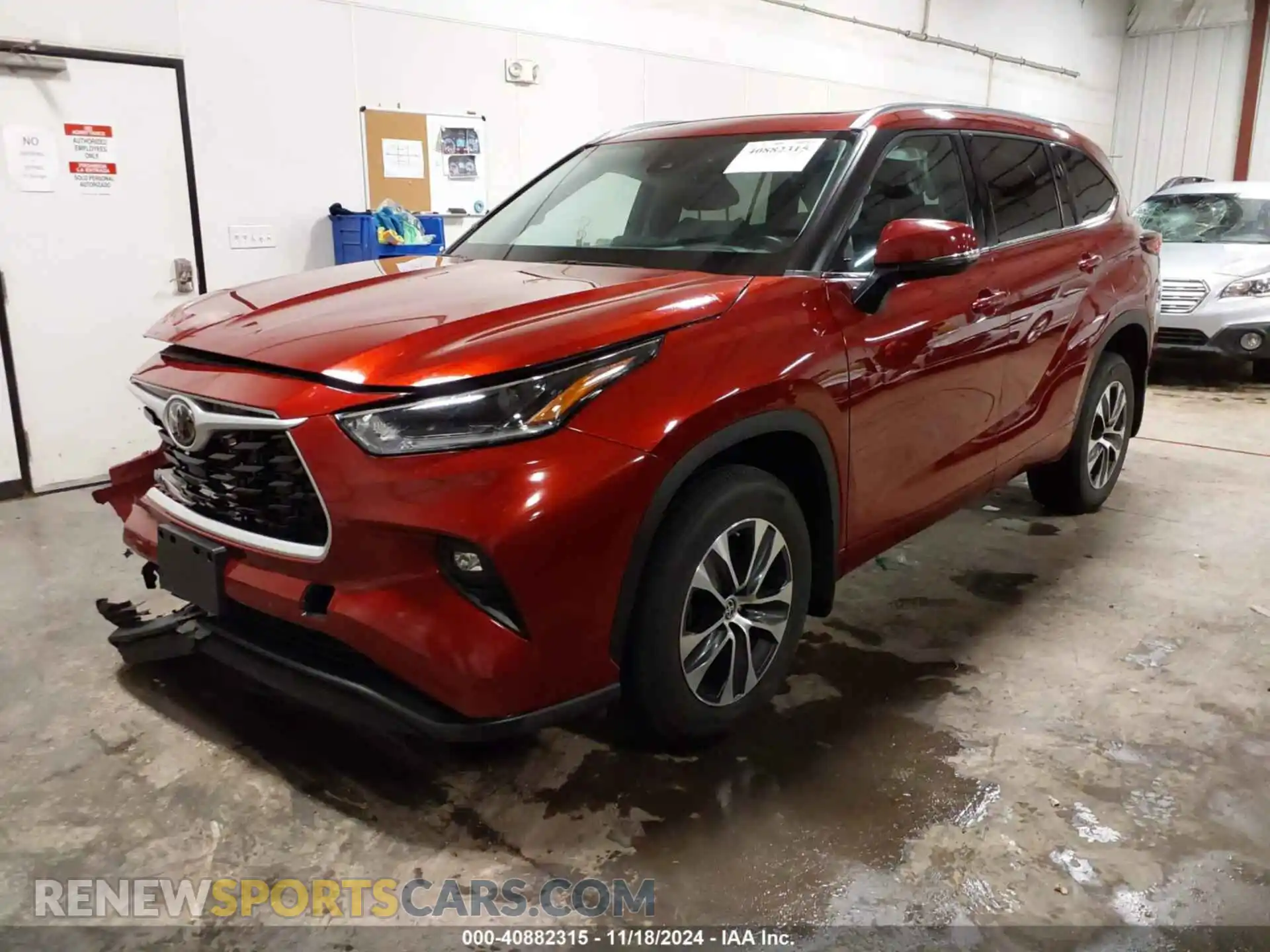 2 Photograph of a damaged car 5TDHZRBH0MS158664 TOYOTA HIGHLANDER 2021