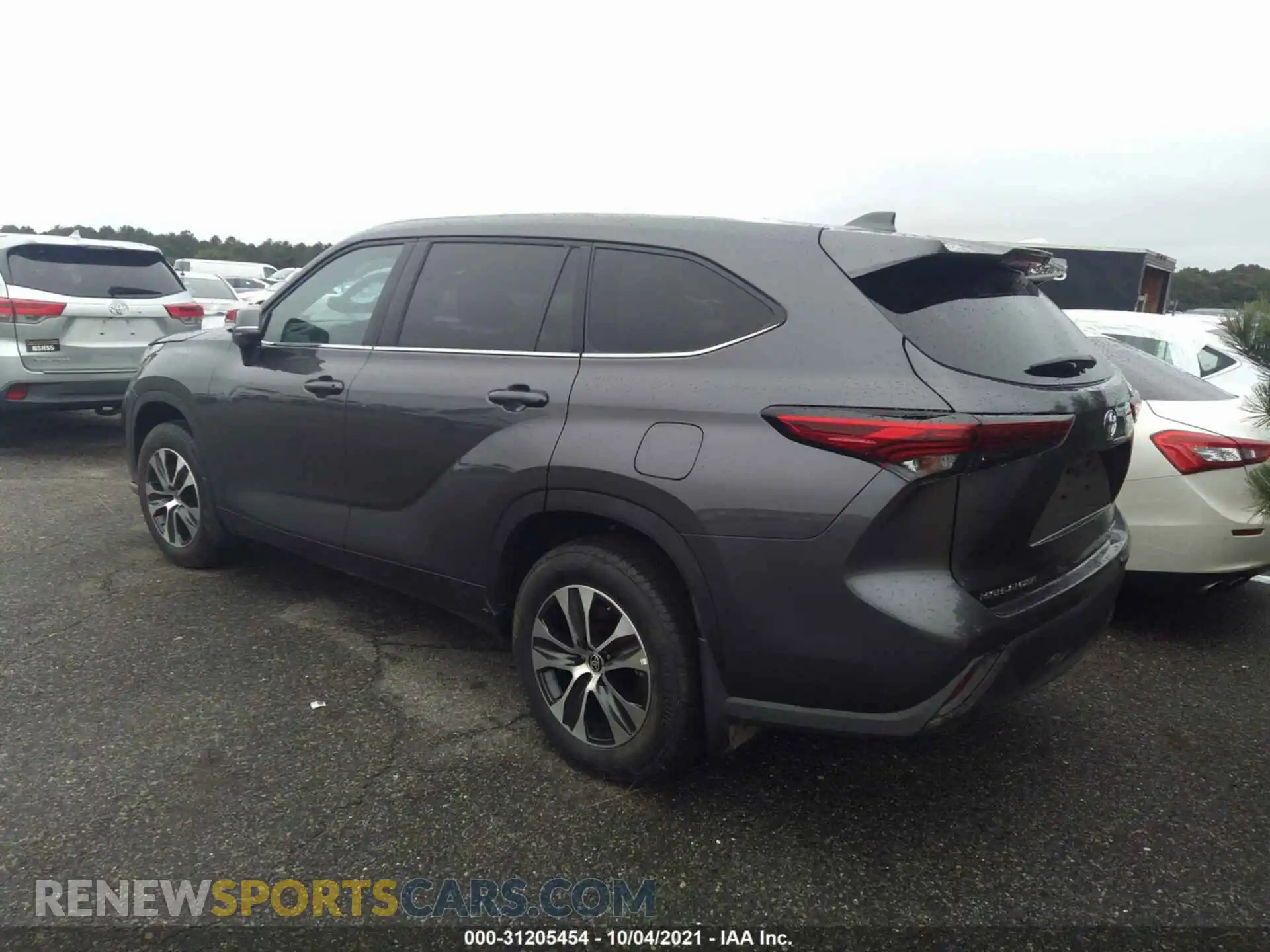3 Photograph of a damaged car 5TDHZRBH0MS534764 TOYOTA HIGHLANDER 2021