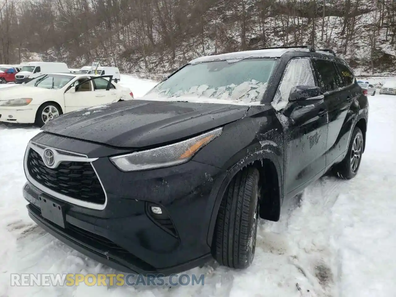 2 Photograph of a damaged car 5TDHZRBH0MS544503 TOYOTA HIGHLANDER 2021