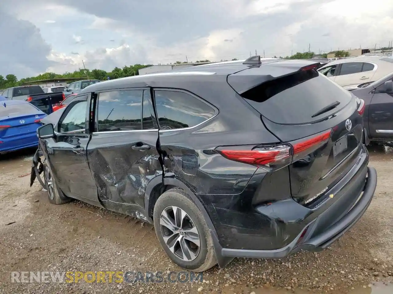 2 Photograph of a damaged car 5TDHZRBH1MS059853 TOYOTA HIGHLANDER 2021